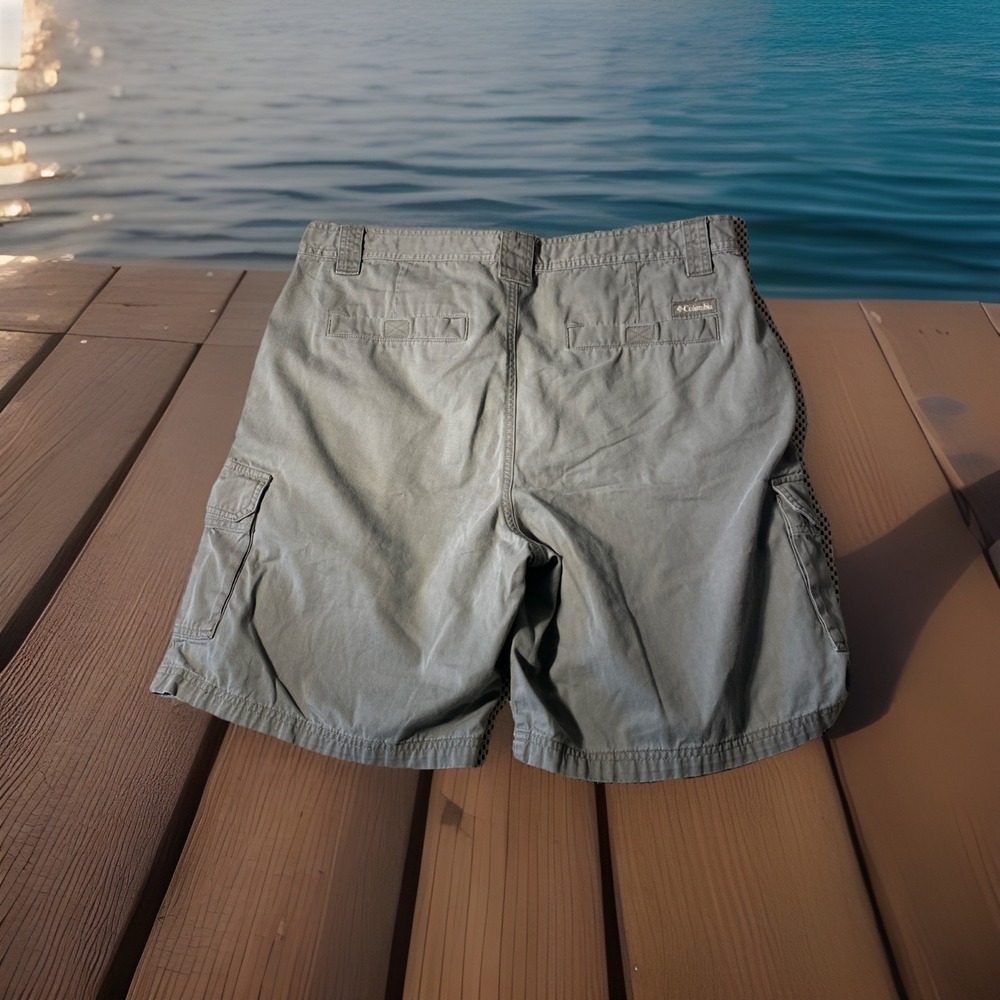 Columbia Sportswear Shorts Mens 40 Gray Cargo Lightweight Hiking Outdoor Walking - Picture 2 of 7
